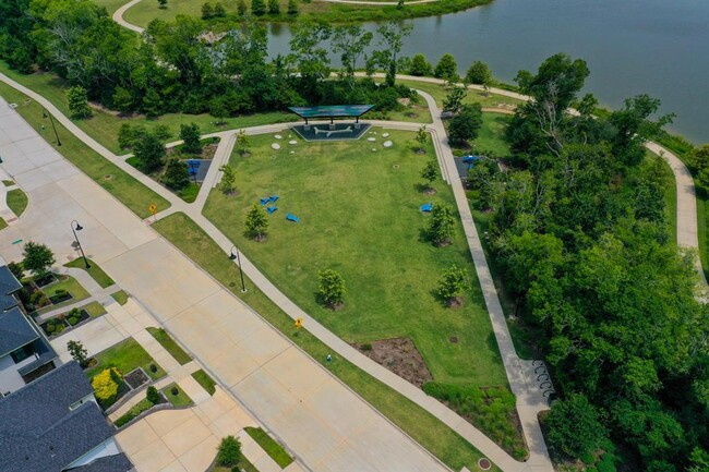 Building Photo - 18803 Copper Breaks Park Dr