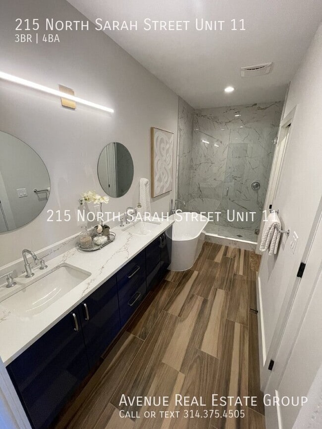 Building Photo - 215 N Sarah St