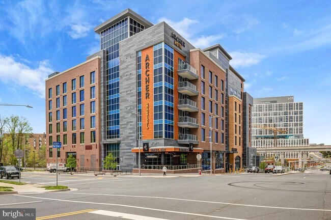 Building Photo - 1311 MacBeth St
