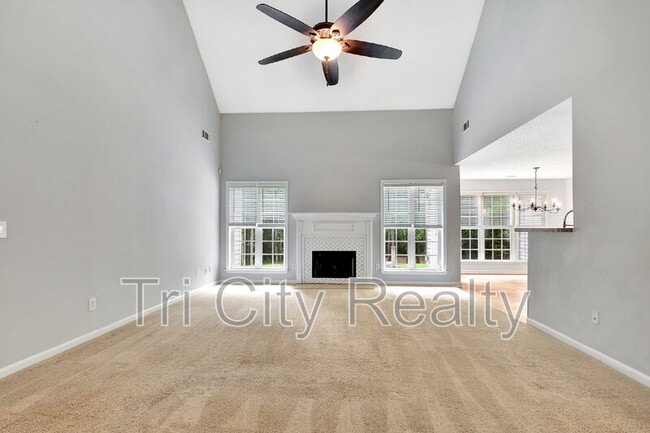 Building Photo - 69 Meadows Creek Ln