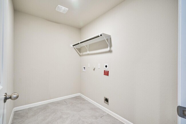 Building Photo - 29503 Patricias Wy