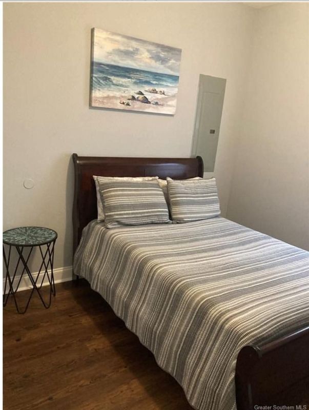 Building Photo - 2727 3rd St