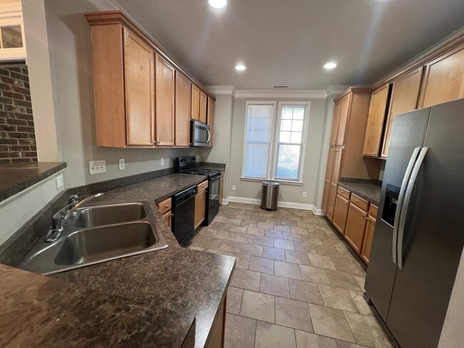 Building Photo - 155 Point Comfort Ln