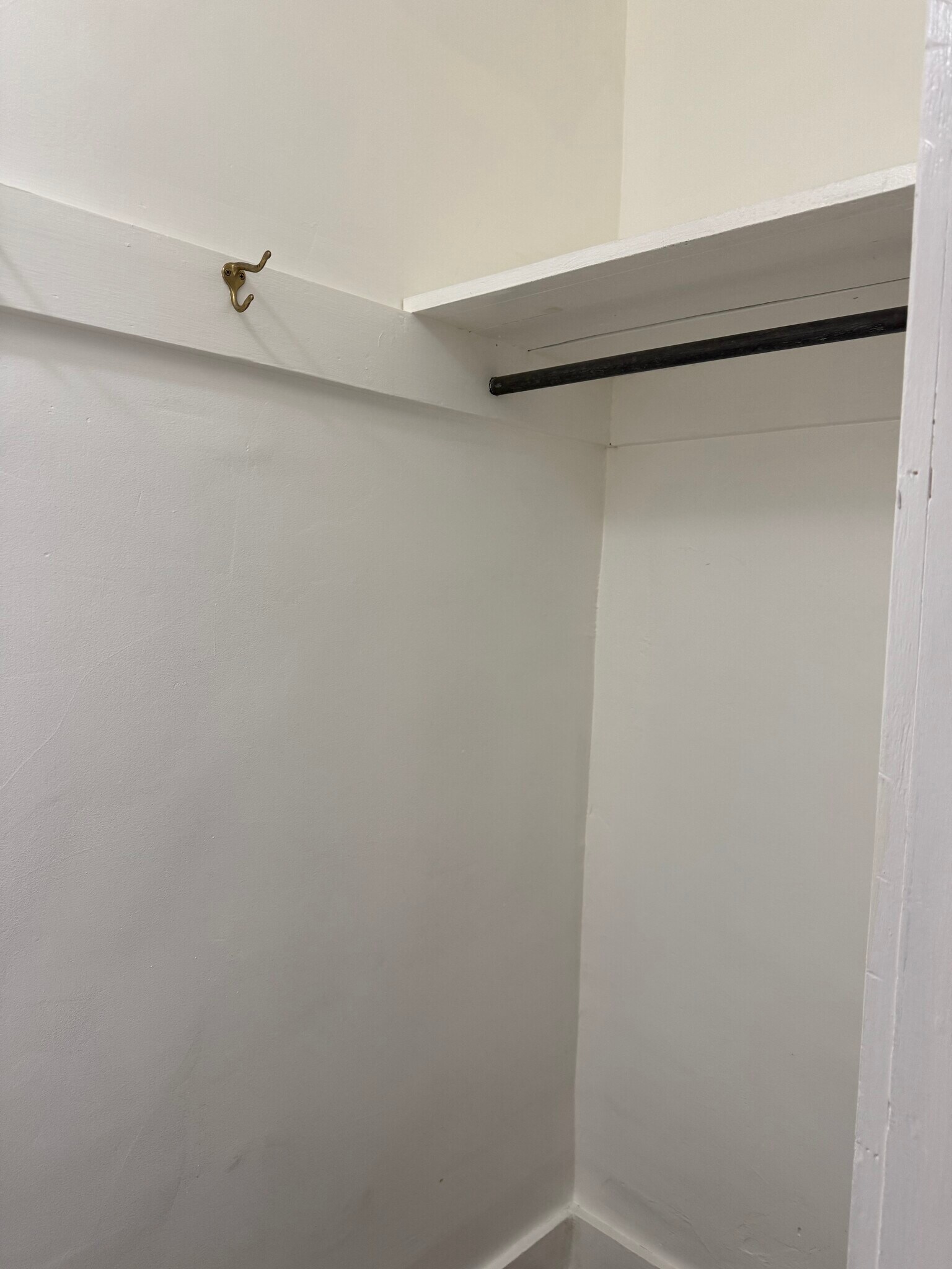 Building Photo - 226 Mill St