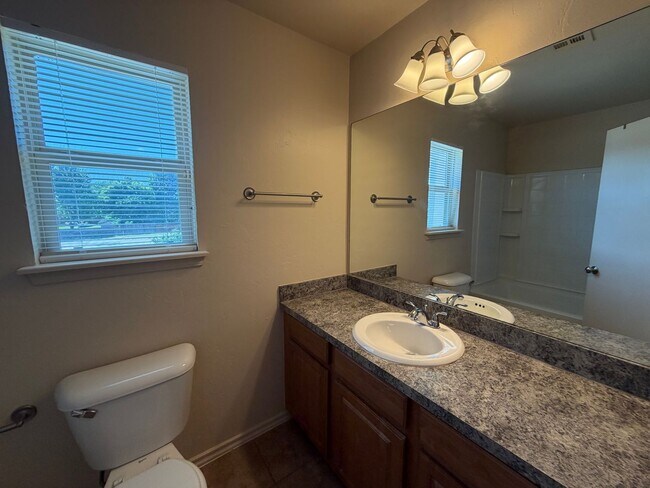 Building Photo - 212 Chalmette Dr