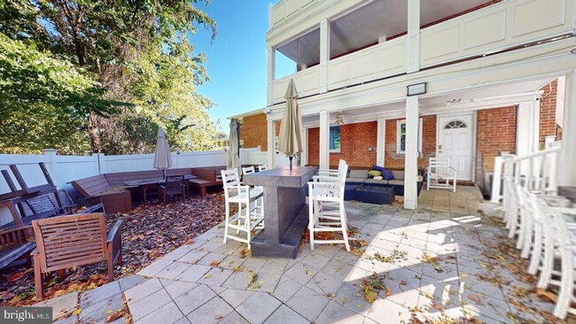 Building Photo - 4145 21st Rd N