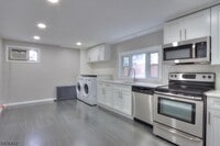 Building Photo - 109 Division Ave