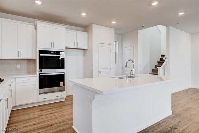 Building Photo - 1578 Crested Eagle St