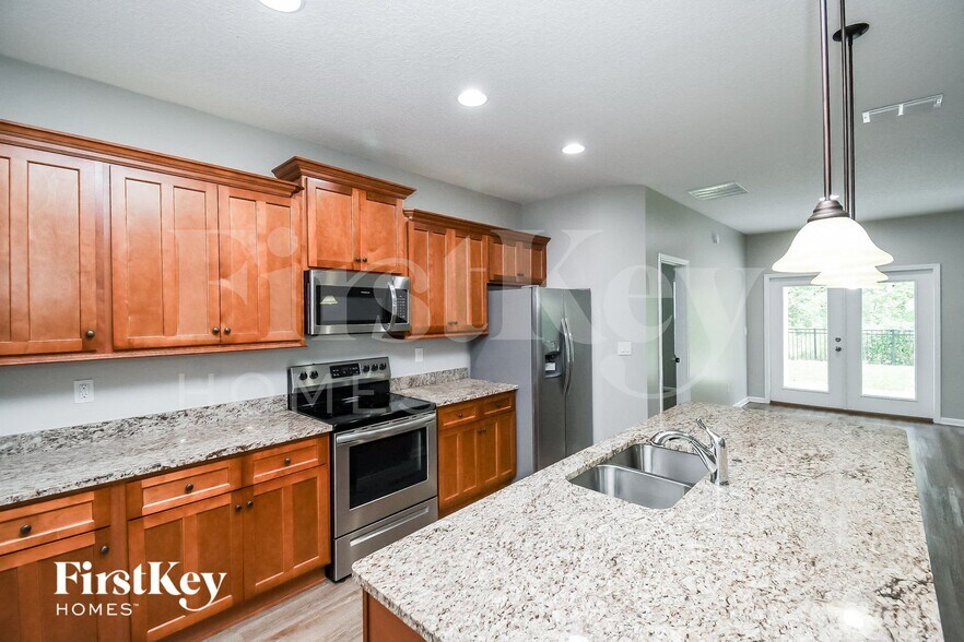 Building Photo - 388 Gillespie Gardens Dr