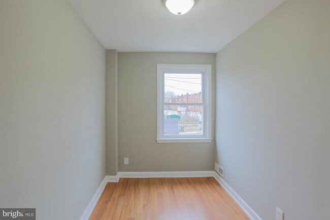 Building Photo - 3743 Bonview Ave