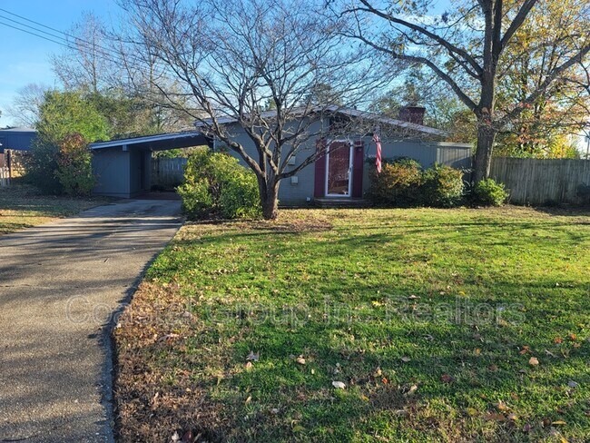 Primary Photo - 1637 Wright Ln