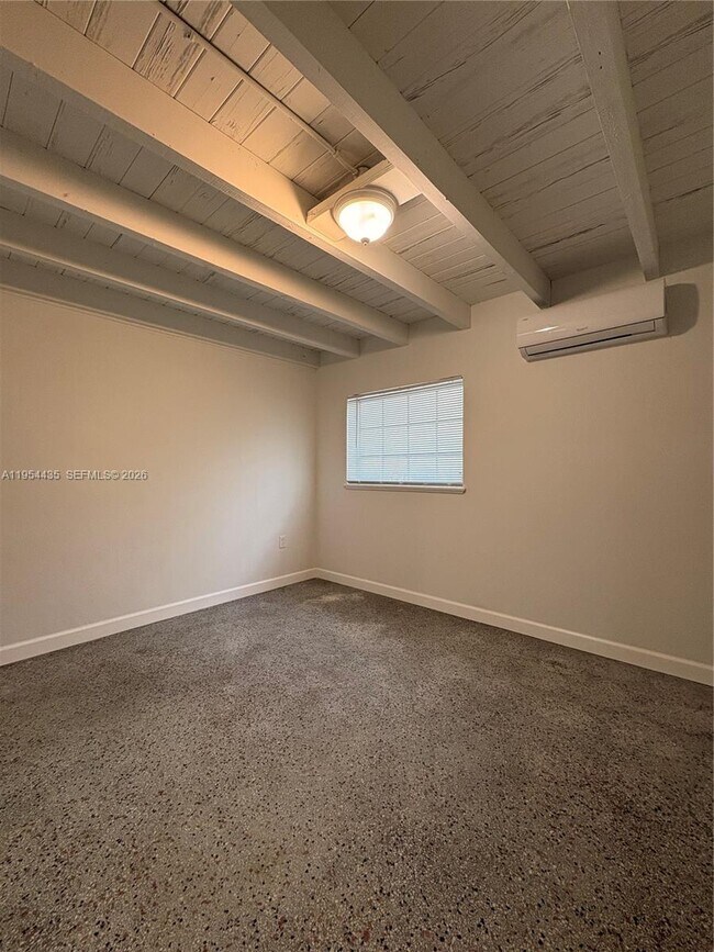 Building Photo - 2390 NW 30th St