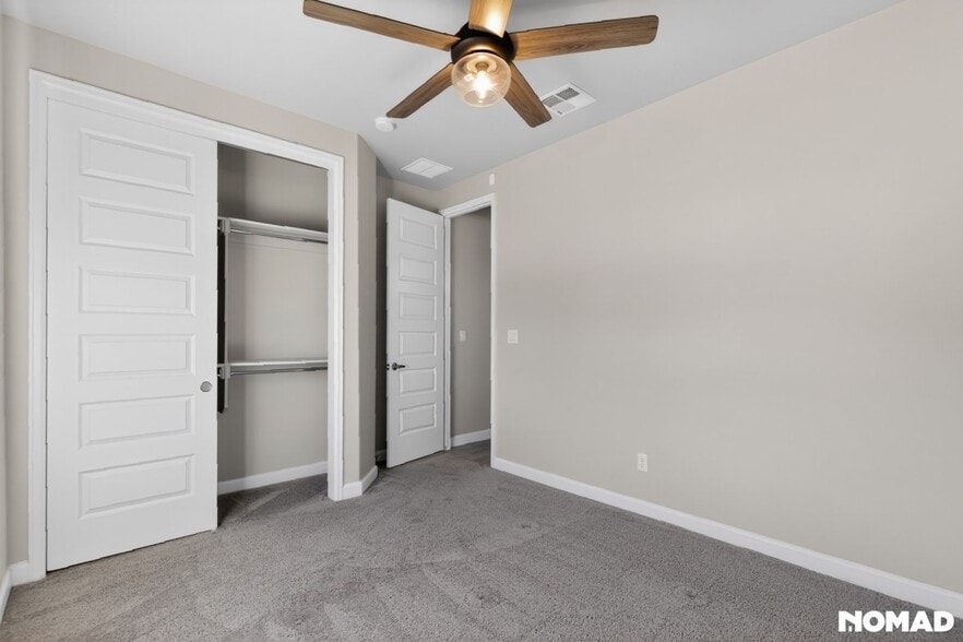 Building Photo - 4001 Windy Rd NE