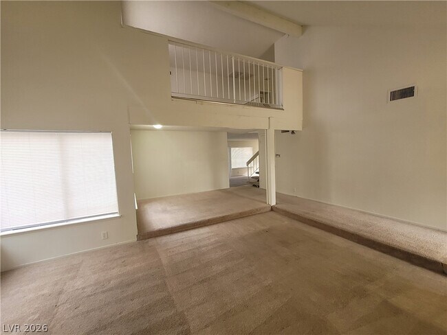 Building Photo - 4760 Woodridge Rd