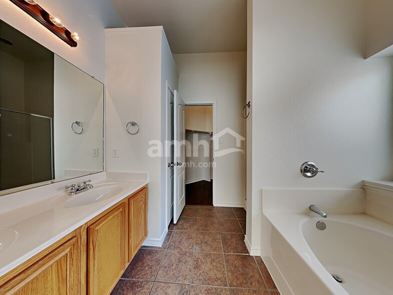 Building Photo - 3540 Desert Mesa Rd