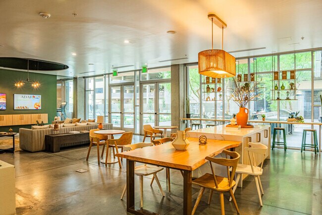 Building Photo - 814 N 4th St