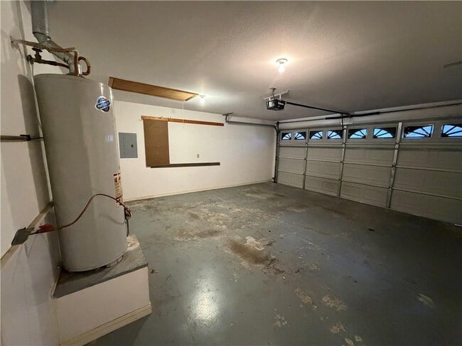 Building Photo - 706 Meghan St