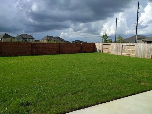 Building Photo - 5318 Sterling Manor Ln