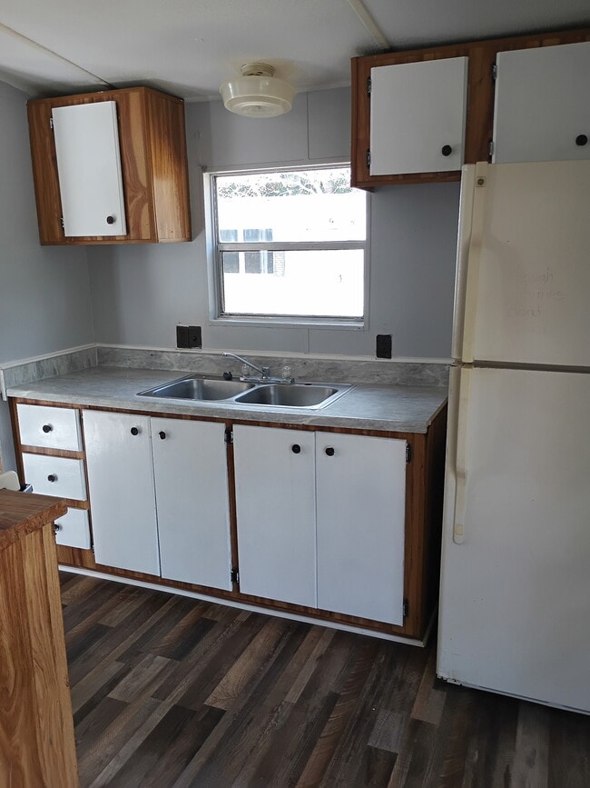 Building Photo - 99 Walnut Branch Dr