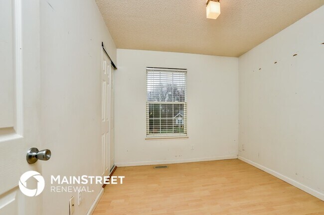 Building Photo - 31 Civic Park Ct