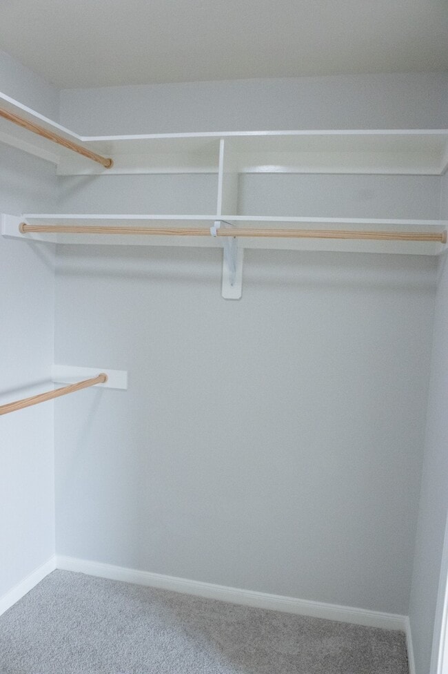 Building Photo - 29607 Legends Green Dr