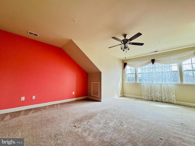 Building Photo - 12406 Carriage Park Pl