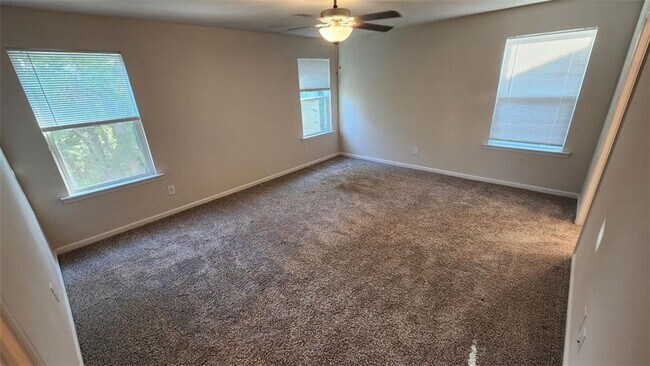 Building Photo - 1625 Villageside Ct