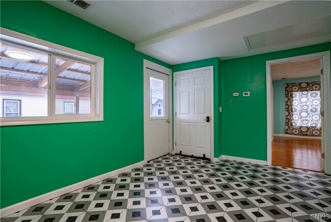 Building Photo - 312 Eastern Ave