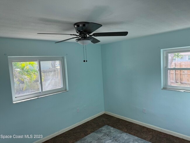 Building Photo - 155 Perth Ave