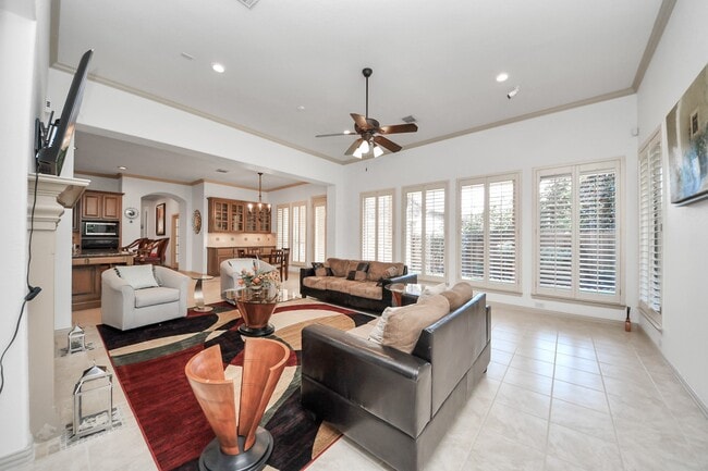 Building Photo - 7211 Spring Meadow Ln