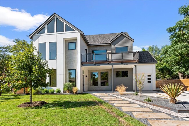 Building Photo - 2109 Wordsworth Dr