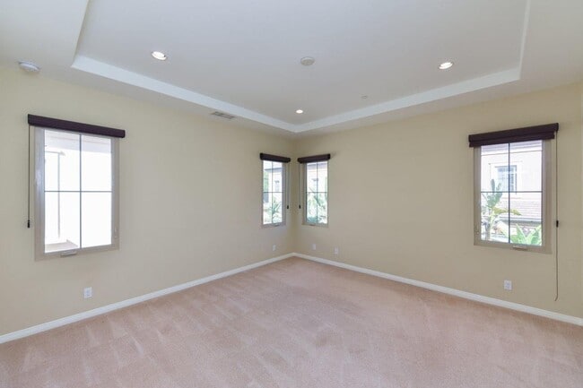 Building Photo - 3b/2.5b Cypress Village Irvine House for rent