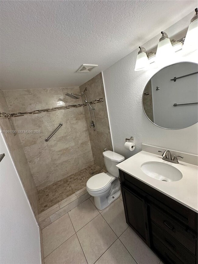 Building Photo - 814 NW 36th Ave