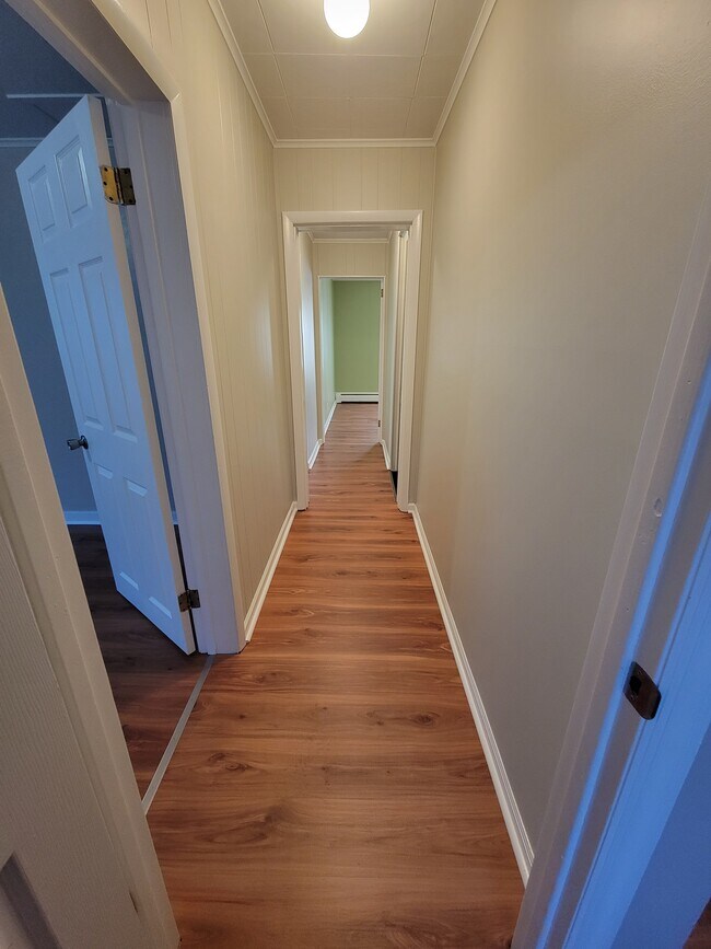 Building Photo - 56 Rebecca St