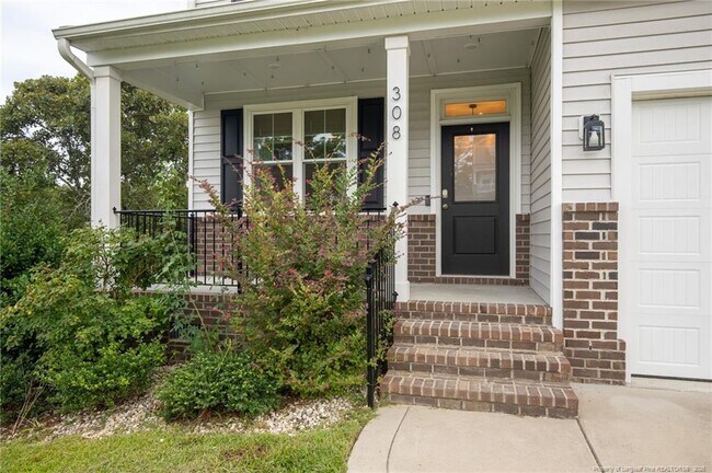 Building Photo - 308 Countryside Dr
