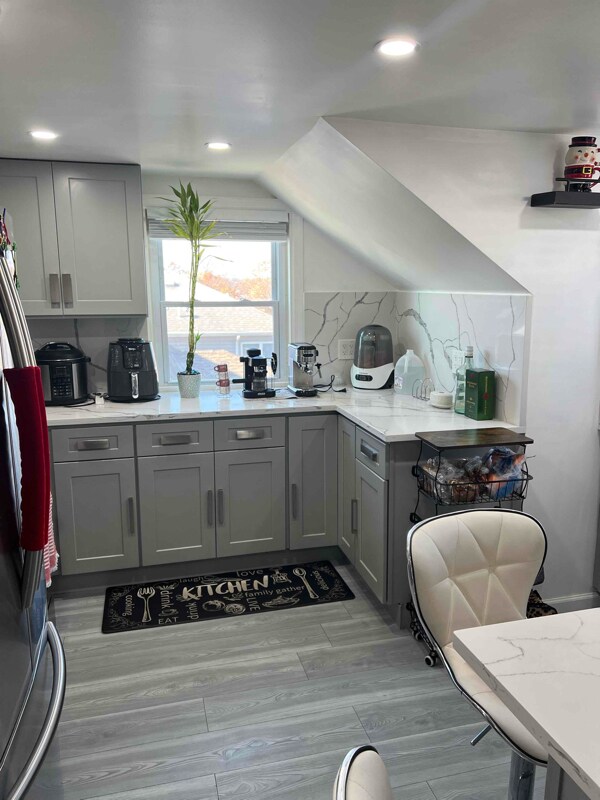 Building Photo - 28 Linden Ave