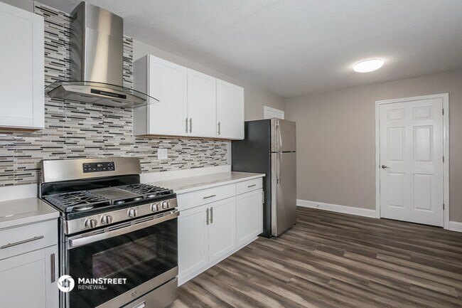 Building Photo - 1712 Star Rest Dr