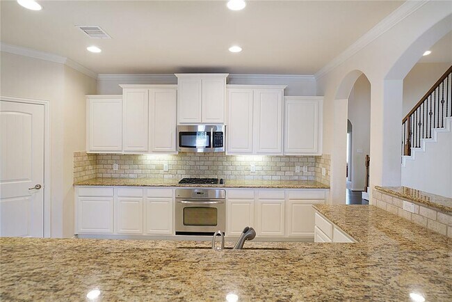 Building Photo - 103 E Jagged Ridge Cir