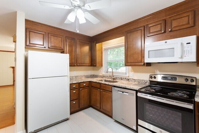 Building Photo - Poquoson