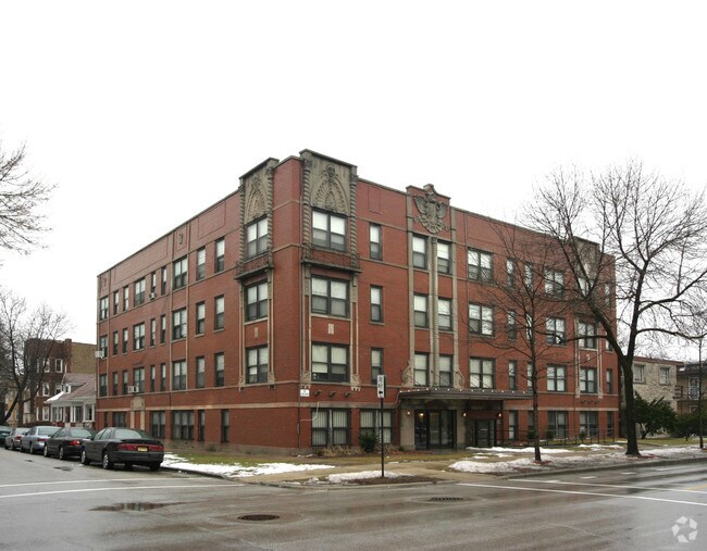 Primary Photo - 7836 S South Shore Dr