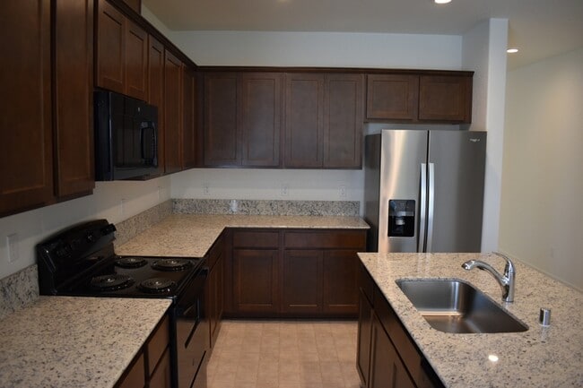 Building Photo - 4721 Irma Dr