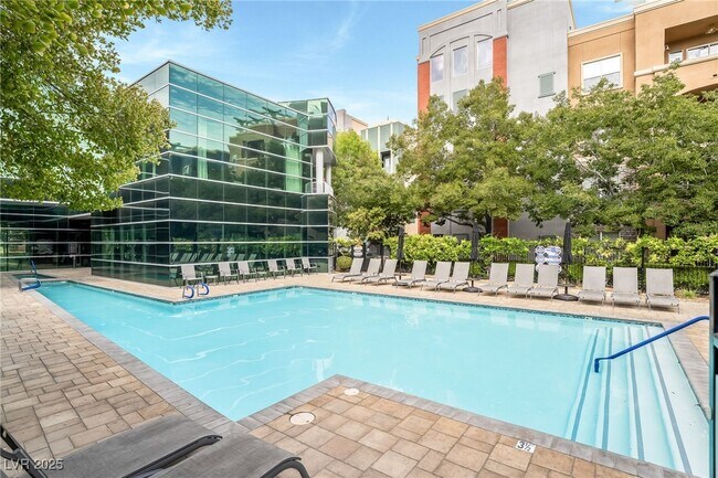 Building Photo - 50 E Serene Ave