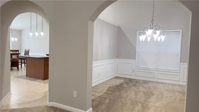 Building Photo - 2016 Jameson Cir NE