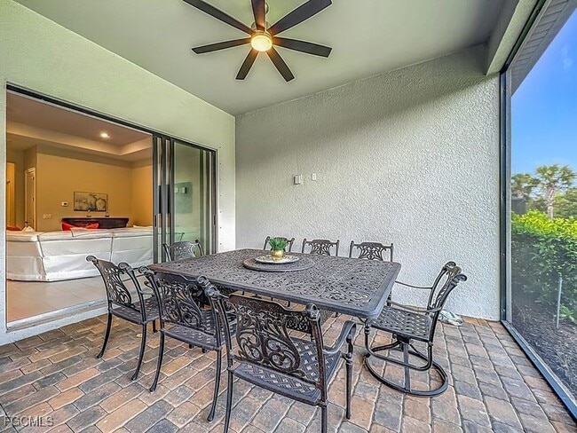 Building Photo - 2126 Yellowfin Cir