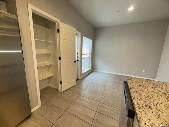 Building Photo - 4138 Swans Landing