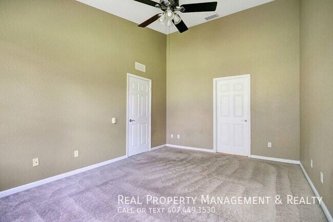 Building Photo - 3 BR / 2 BA Condo In Stonebridge Commons