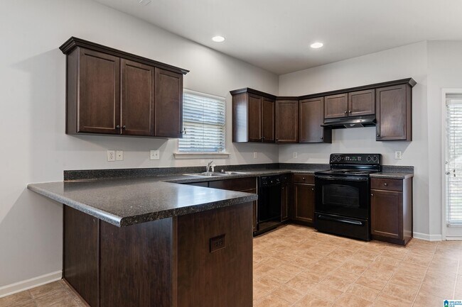 Building Photo - 1097 Savannah Ln