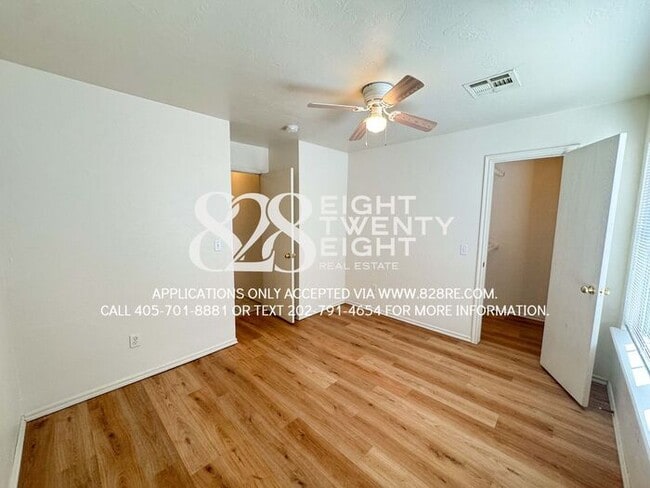 Building Photo - ADORABLE East Norman 3 Bed/2 Bath Duplex Available NOW in Eastridge!