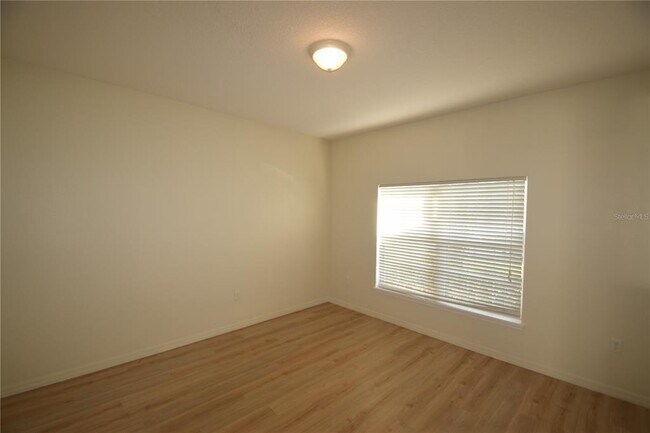 Building Photo - 823 Krenson Woods Ln