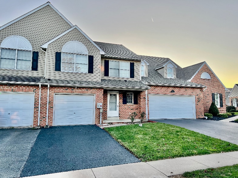 Primary Photo - 24 Pennridge Ave